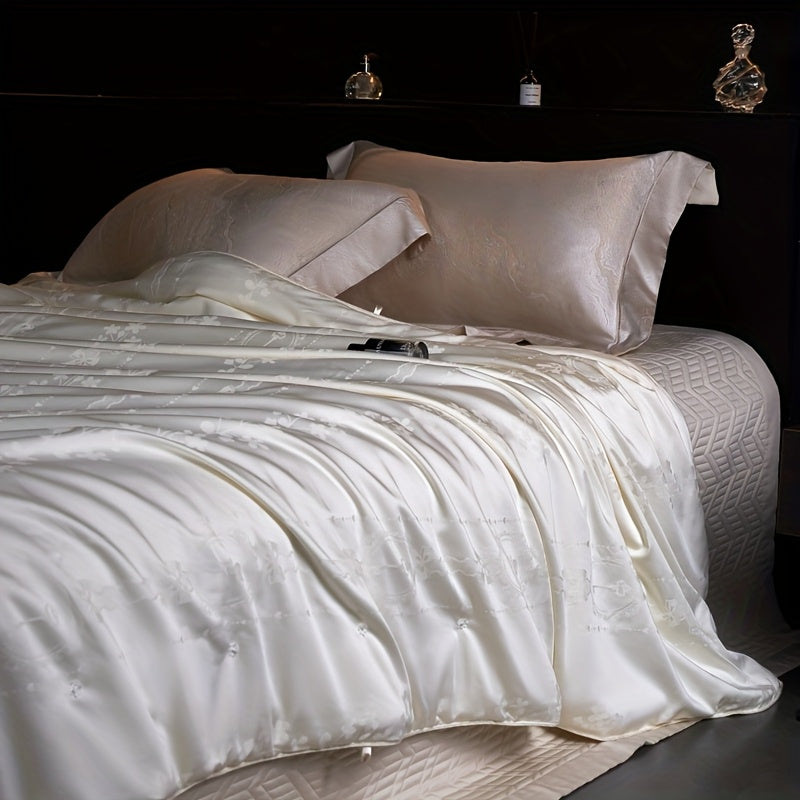 100% Silk Quilt - Handmade Four Seasons Thin Quilt, Soft and Breathable